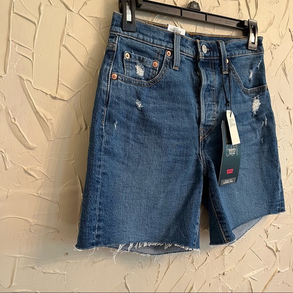 NWT Levi’s 501 Shorts High Rise Mid Length Raw Hem Button Fly - Picture 3 of 8